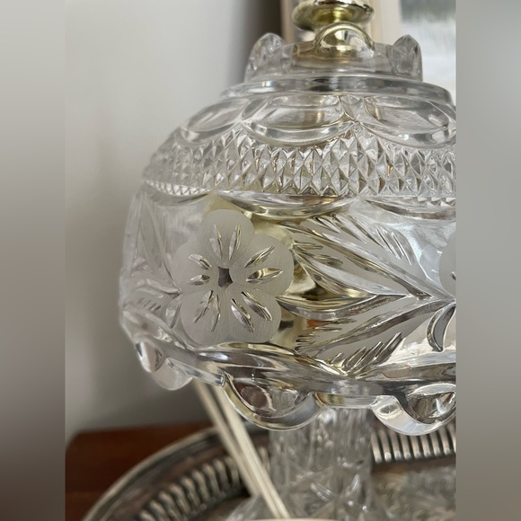 Vintage Crystal Glass Lamp - Picture 5 of 6